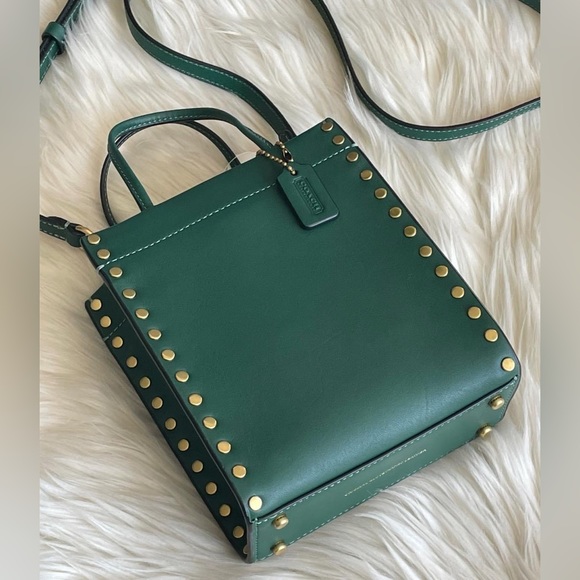 💰SOLD - CC385 - Coach Mini Cashin Tote with Rivets - Picture 4 of 13
